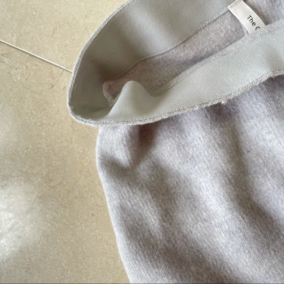 Aritzia The Group by Babaton Pencil Skirt - Picture 3 of 3